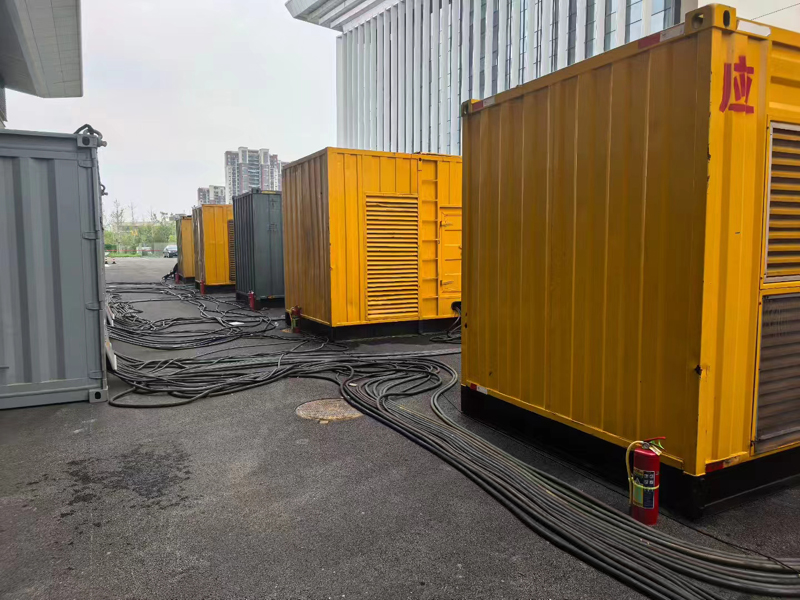 珠山不同季节柴油发电机组保养有哪些注意事项?