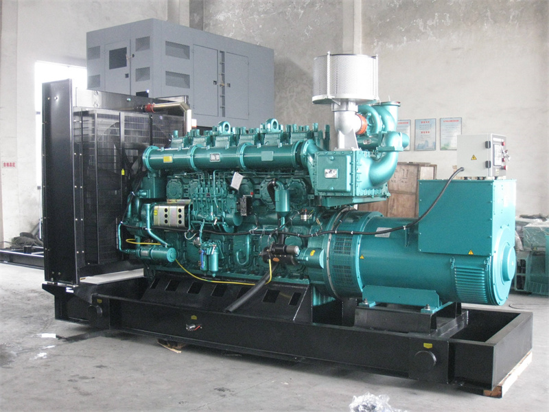 珠山200KW 柴油发电机的油耗是多少?